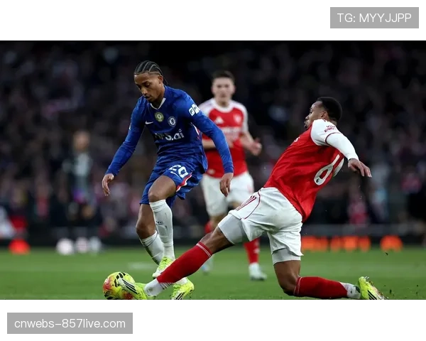 阿森纳2-0完胜狼队，继续以净胜球优势领跑积分榜